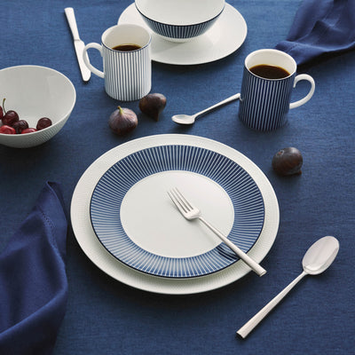 Gio Plate 23cm Pinstripe Blue