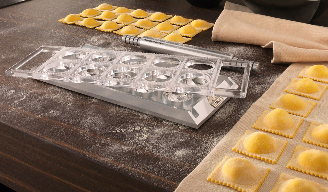 Ravioli Tablet w/Rolling Pin  - Silver