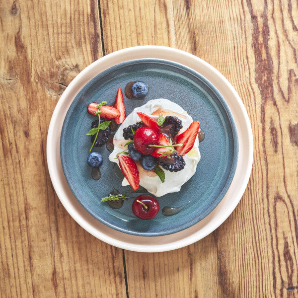 Small Plate 18cm - Blue Flame/Ivory