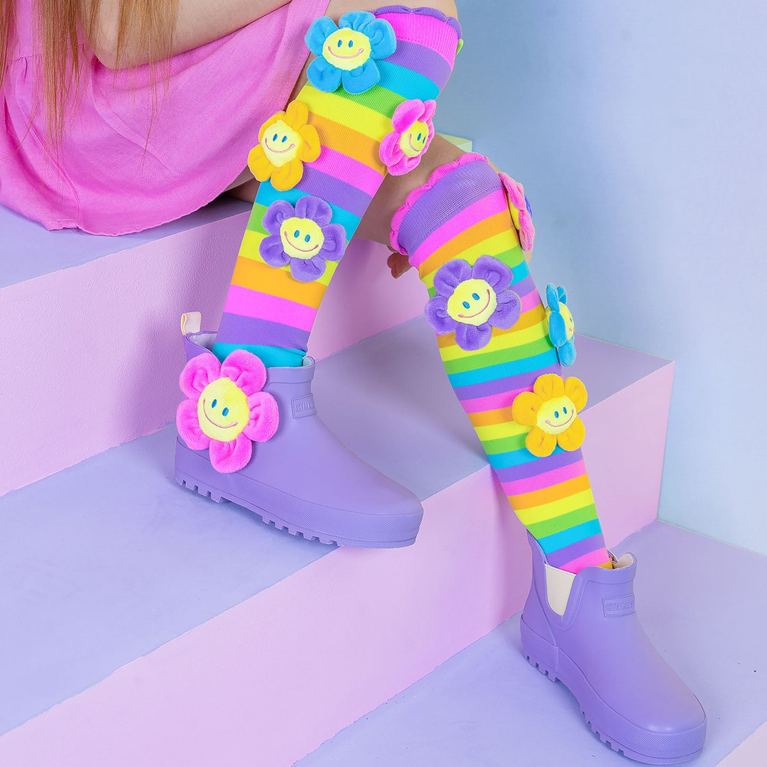 Oopsie Daisy socks