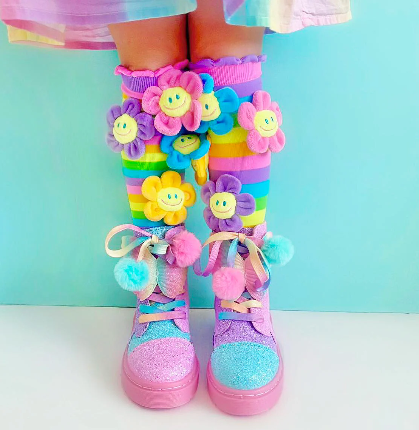 Oopsie Daisy socks