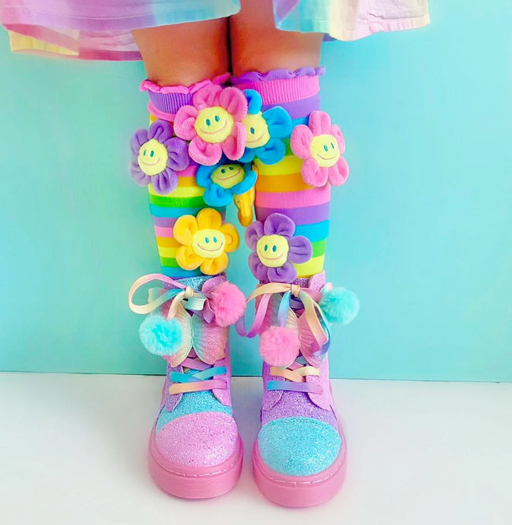 Oopsie Daisy socks