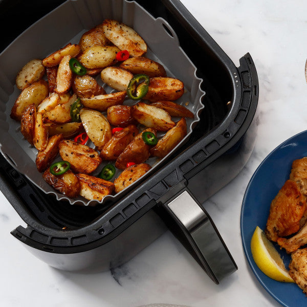 Air Fryer Basket 22cm Square w/ hand