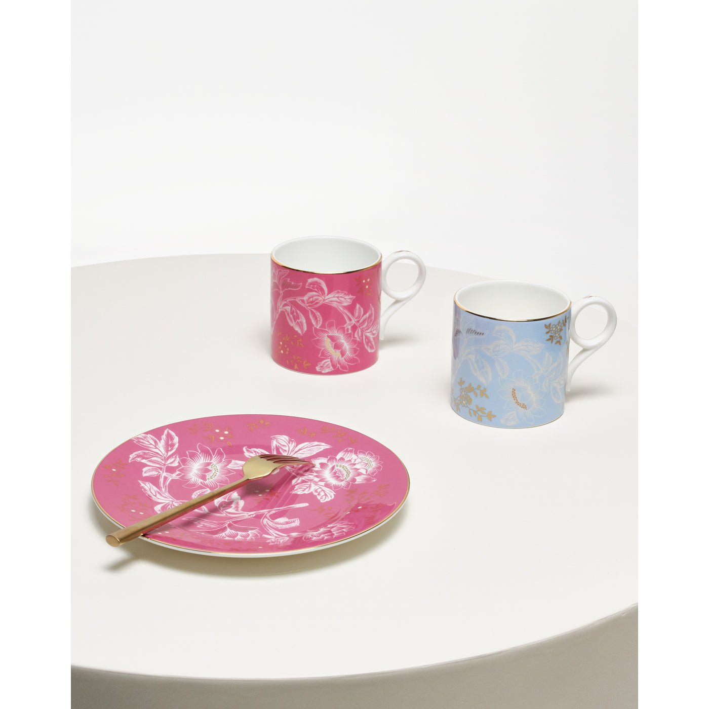 Wedgwood Wonderlust Tonquin Plate Pink 20cm