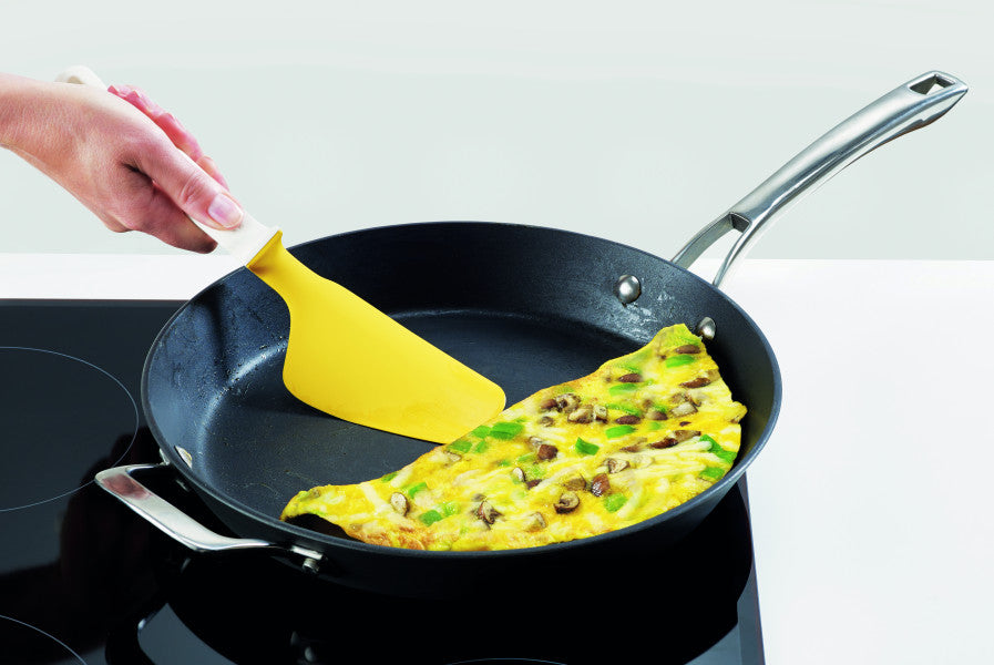 Elevate Egg Spatula