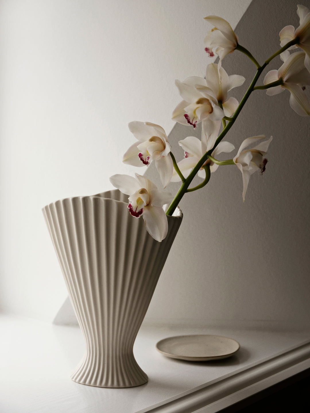 Fountain Vase - Off-White
