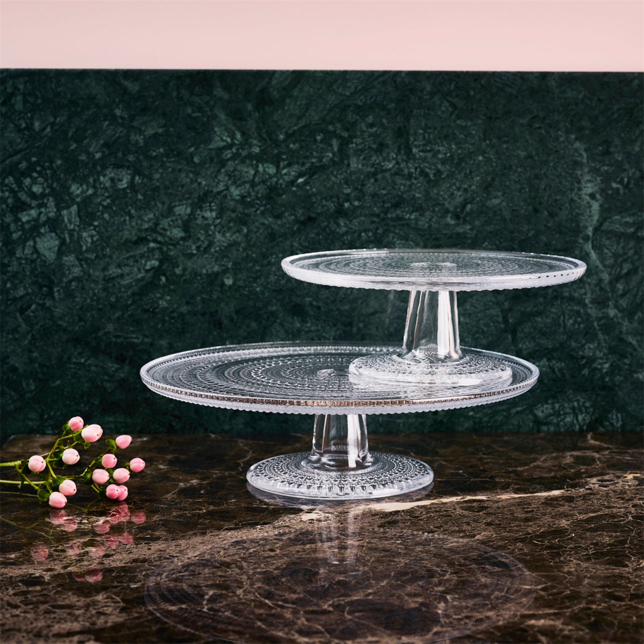 Kastehelmi Cake stand 31.5cm Clear