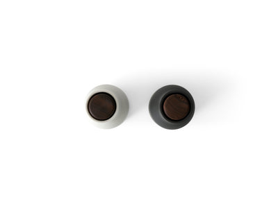 MENU 2 pack Bottle Grinder w. Walnut Lid - Ash/Carbon