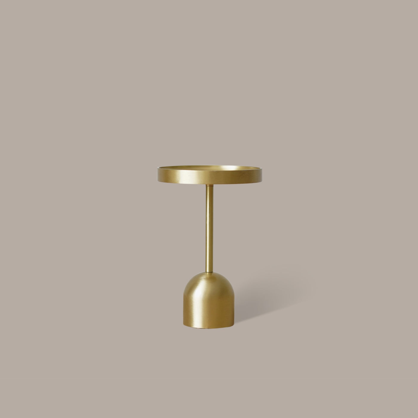 Black Blaze Fountain Brass Candle Holder - Medium