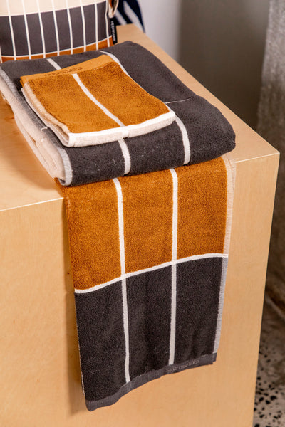 Tiiliskivi bath towel 70x150 cm