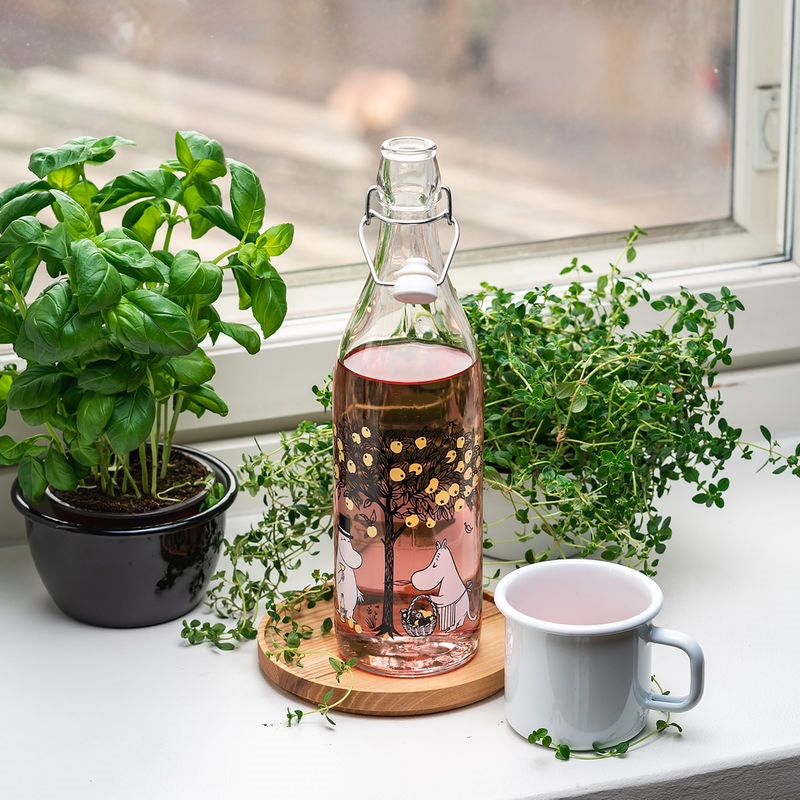 Moomin Glass Bottle Apples - 1L