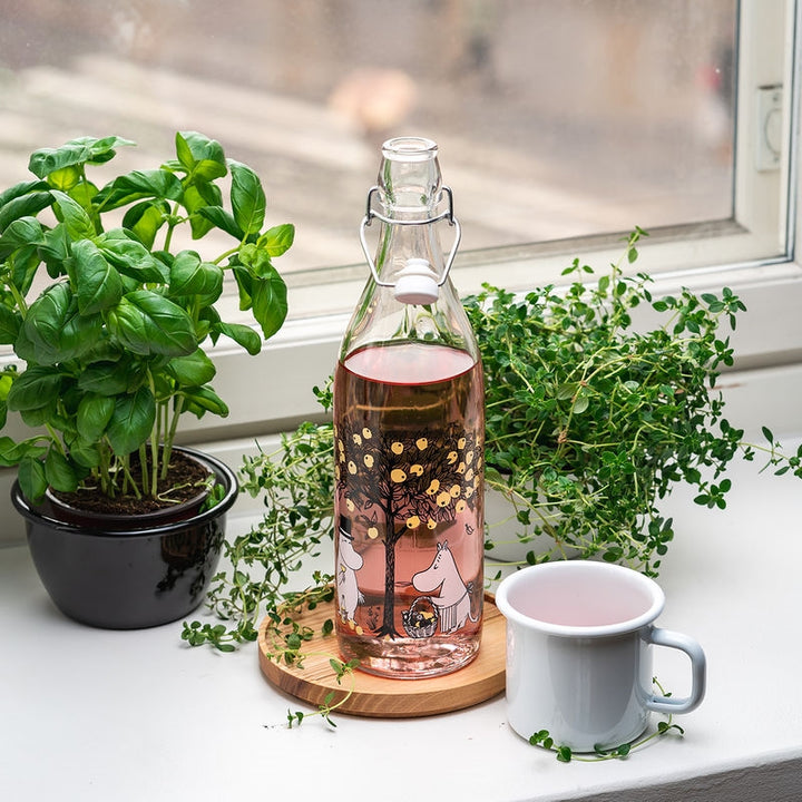 Moomin Glass Bottle Apples - 1L